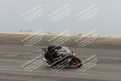 media/Nov-15-2025-Race Pace (Sat) [[8de605a2d8]]/Non Verified Riders (1st 20 Minutes)/Bowl (1015am)/